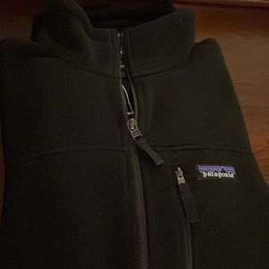 Black Patagonia Fleece